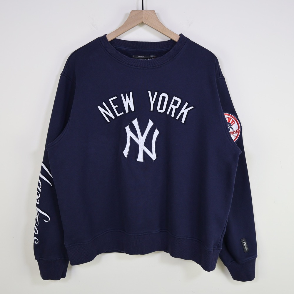 New York Yankees Pro Standard Crewneck Sweatshirt XL Navy Chenille Patch MLB
